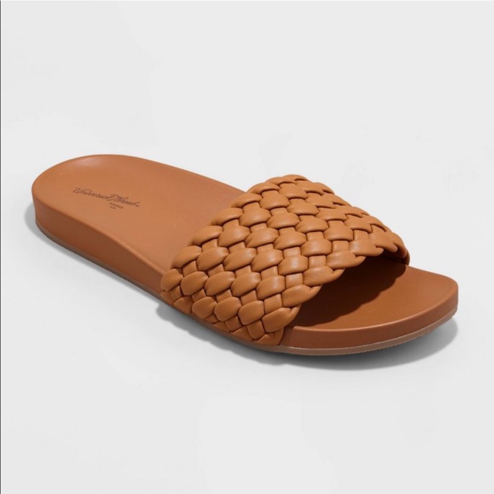 Women’s Universal Thread Woven Slide Sandals *NEVER WORN*